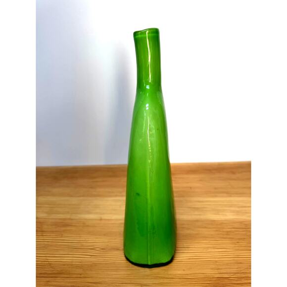 Large Mid-Century Modern Green Art Glass Bottle Vase, 12" - Picture 4 of 8